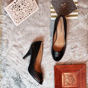⬇️ Classified heels